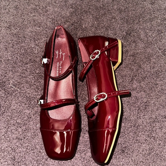 Burgundy Red Mary Jane Ballet Flats - Picture 6 of 12